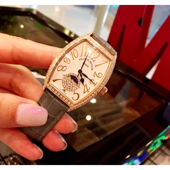 星辰 法兰克穆勒-Franck Muller(FM)❥酒桶形系列❥瑞士石英机芯❥镀膜玻璃镜面❥表壳尺寸32x43mm 厚度约9mmFK独家实拍! 星辰 法兰克穆勒-Franck Muller(FM)❥酒桶形系列❥瑞士石英机芯❥镀膜玻璃镜面❥表壳尺寸32x43mm 厚度约9mmFK独家实拍!