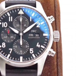 ZF出品 IWC 万国 3777飞行员计时系列，机芯同步原装，表针尾部微微弯曲，双面防眩晕蓝色镀膜。成就此非凡经典！腕表尺寸43mmX15mm！