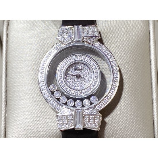 实拍 (蝴蝶结)chopard-happy Sport 萧邦HAPPY DIAMONDS系列快乐钻 腕表蓝宝石玻璃镜面 原厂瑞士石英机芯 镜面内自由滑动快乐钻 钻石围绕表盘回旋起舞 制作精巧双层透明跳跃时尚的设计风格,完美女性的前卫、大方、秀气的特质,内、外蓝宝石玻璃 ,微型按调EAT瑞士石英机,表壳直径约28mm 实拍 (蝴蝶结)chopard-happy Sport 萧邦HAPPY DIAMONDS系列快乐钻 腕表蓝宝石玻璃镜面 原厂瑞士石英机芯 镜面内自由滑动快乐钻 钻石围绕表盘回旋起舞 制作精巧双层透明跳跃时尚的设计风格,完美女性的前卫、大方、秀气的特质,内、外蓝宝石玻璃 ,微型按调EAT瑞士石英机,表壳直径约28mm