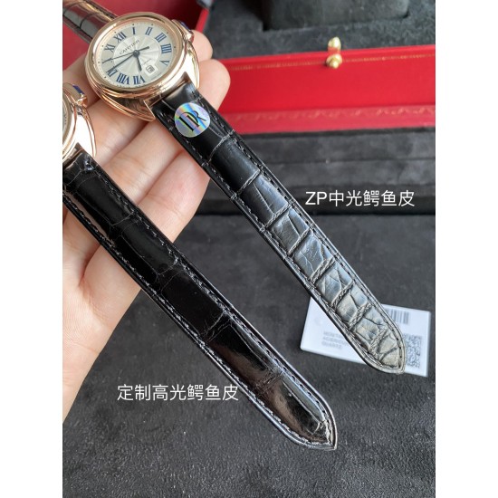 DR卡地亚钥匙系列 腕表保留了卡地亚的经典设计:阿拉伯数字时标和剑形蓝钢指针,形似钥匙的表冠顶端镶嵌一颗蓝宝石,雕纹表盘上带有太阳纹饰,6点钟位置为日期显示窗口,腕表搭配鳄鱼皮表带,进口自动机械机芯,316精钢表壳,31毫米尺寸,使用鲍鱼壳形,经典的设计辨识度很,并且适合任何场合佩戴,是一款性价比很高的腕表! DR卡地亚钥匙系列 腕表保留了卡地亚的经典设计:阿拉伯数字时标和剑形蓝钢指针,形似钥匙的表冠顶端镶嵌一颗蓝宝石,雕纹表盘上带有太阳纹饰,6点钟位置为日期显示窗口,腕表搭配鳄鱼皮表带,进口自动机械机芯,316精钢表壳,31毫米尺寸,使用鲍鱼壳形,经典的设计辨识度很,并且适合任何场合佩戴,是一款性价比很高的腕表!