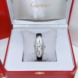 卡地亚-Cartier ❥橄榄形女士腕表❥瑞士石英机芯❥镀膜玻璃镜面❥表壳尺寸22x48mm          厚度约7mm❥有皮带和娟带可选！❥独特的橄榄形表壳镶嵌皓石， 含蓄优雅，代表了卡地亚风格之精髓：简约设计与时尚风范完美融合。