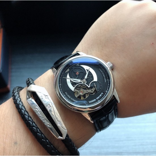 江诗丹顿-Vacheron Con stantin Z2 新款 男士精品 两针半陀飞轮 内置全自动飞轮机械机芯 316L精钢表壳 牛皮表带 尺寸41mm 三杰精致推荐男士精品机械腕表 精致传承真实效果 SJ品质的保证 江诗丹顿-Vacheron Con stantin Z2 新款 男士精品 两针半陀飞轮 内置全自动飞轮机械机芯 316L精钢表壳 牛皮表带 尺寸41mm 三杰精致推荐男士精品机械腕表 精致传承真实效果 SJ品质的保证