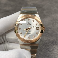 欧米茄双鹰星座系列 38mm 搭载原版一比一欧米加专用机芯8500 ps欢迎去专柜进行对比 316医用精钢 蓝宝石水晶镜面 指针是一比一批花指针， 整款腕表给人一种很经典的感觉！出货实拍