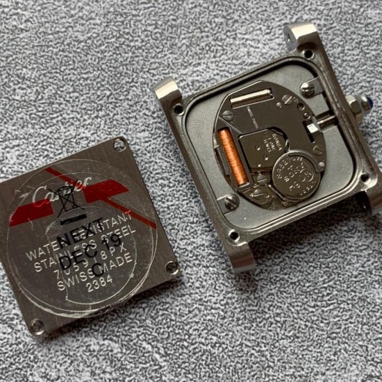 实拍 ♥️新版小牛皮来袭♥️2020最新卡地亚法国坦克Cartier Tank Franaise系列,一款百搭性价比又高的手表 搭配全新专柜欧版风格定制的原厂表带,进口瑞士石英机芯。八角形表冠,镶嵌一颗凸圆形合成尖晶石,剑形蓝钢指针,蓝宝石水晶镜面,采用与原装一致的实心内罩,尺寸:25 x 20mm。佩戴舒适柔软服帖,上手显得高贵又典雅,很气质很女人独家货源。 实拍 ♥️新版小牛皮来袭♥️2020最新卡地亚法国坦克Cartier Tank Franaise系列,一款百搭性价比又高的手表 搭配全新专柜欧版风格定制的原厂表带,进口瑞士石英机芯。八角形表冠,镶嵌一颗凸圆形合成尖晶石,剑形蓝钢指针,蓝宝石水晶镜面,采用与原装一致的实心内罩,尺寸:25 x 20mm。佩戴舒适柔软服帖,上手显得高贵又典雅,很气质很女人独家货源。