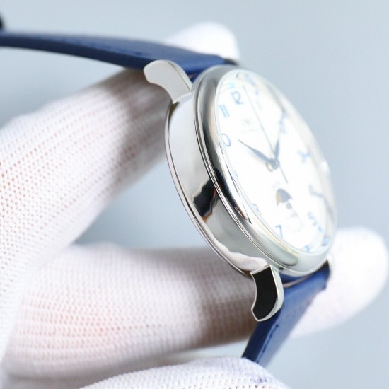 IWC 万国 柏涛菲诺系列,指针式日历功能,最受欢迎的简洁,优雅,大气的正装风范手表!6字位表盘为最新日历盘!【表壳】39毫米的表壳与正品一致!瑞士级精工打磨抛光!使得外观圆润饱满,细节到位!非常漂亮!【表盘】双卜蓝宝石表镜防眩光镀膜,表盘采用最经典的柳叶针,顶级工艺表盘!精心制作,完美还原!【机芯】独家采用进口2824机芯(精密技术做到同级别最薄)!走时精准耐用!【表带】意大利真皮纹表带! IWC 万国 柏涛菲诺系列,指针式日历功能,最受欢迎的简洁,优雅,大气的正装风范手表!6字位表盘为最新日历盘!【表壳】39毫米的表壳与正品一致!瑞士级精工打磨抛光!使得外观圆润饱满,细节到位!非常漂亮!【表盘】双卜蓝宝石表镜防眩光镀膜,表盘采用最经典的柳叶针,顶级工艺表盘!精心制作,完美还原!【机芯】独家采用进口2824机芯(精密技术做到同级别最薄)!走时精准耐用!【表带】意大利真皮纹表带!