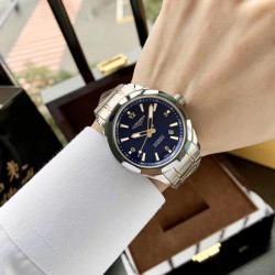 浪琴-LONGINES‼钨钢圈口最新力作类型：精致款男士腕表（更卓越）【钨钢圈口】全新面世！表带：316精钢表带（更舒适）机芯：顶级机械机芯（稳定）材料：蓝宝石水晶镜面（耐磨）真男士睿智风范 立体感强 特别设计 载誉归来尺寸：直径40mm厚12mm高清实拍！质量保证！
