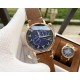 浪琴 Longines 年度爆款,限量版飞行员腕表,独特的倾斜式表盘源自1935为美国军方设计的表款,致敬品牌与航空的历史渊源。精钢表壳直径44mm,也是飞行员表常见的大号尺寸,黑色磨砂表盘采用渐变色效果,棕黄色的阿拉伯数字时标充满了复古气息。搭载全自动机械机芯,做旧皮革表带,销量销售 浪琴 Longines 年度爆款,限量版飞行员腕表,独特的倾斜式表盘源自1935为美国军方设计的表款,致敬品牌与航空的历史渊源。精钢表壳直径44mm,也是飞行员表常见的大号尺寸,黑色磨砂表盘采用渐变色效果,棕黄色的阿拉伯数字时标充满了复古气息。搭载全自动机械机芯,做旧皮革表带,销量销售