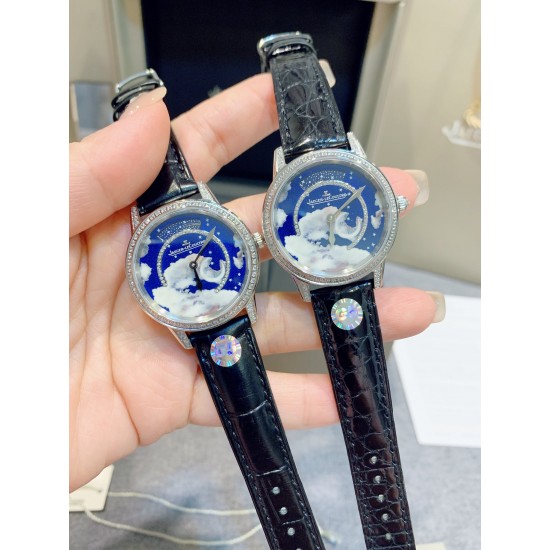 独家实拍,认准品质与细节女人的三大梦想之一,积家约会系列流星腕表 以珍稀工艺呈现变幻莫测的绚烂流星,蓝宝石玻璃,原装折叠扣!尺寸:33mm,厚10mm! 独家实拍,认准品质与细节女人的三大梦想之一,积家约会系列流星腕表 以珍稀工艺呈现变幻莫测的绚烂流星,蓝宝石玻璃,原装折叠扣!尺寸:33mm,厚10mm!