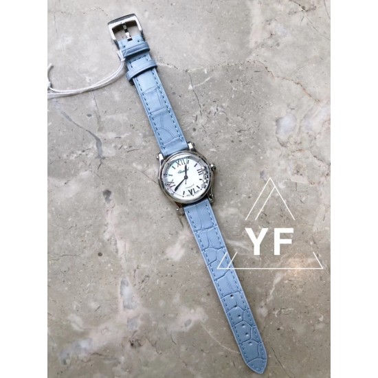 实拍《YF》萧邦(五钻小号无日历)HAPPY DIAMONDS 七彩圣诞主题 符合接下来圣诞跨年的气氛 每一颗钻石都是最好的礼物 心向自由 与快乐不期而遇。 实拍《YF》萧邦(五钻小号无日历)HAPPY DIAMONDS 七彩圣诞主题 符合接下来圣诞跨年的气氛 每一颗钻石都是最好的礼物 心向自由 与快乐不期而遇。