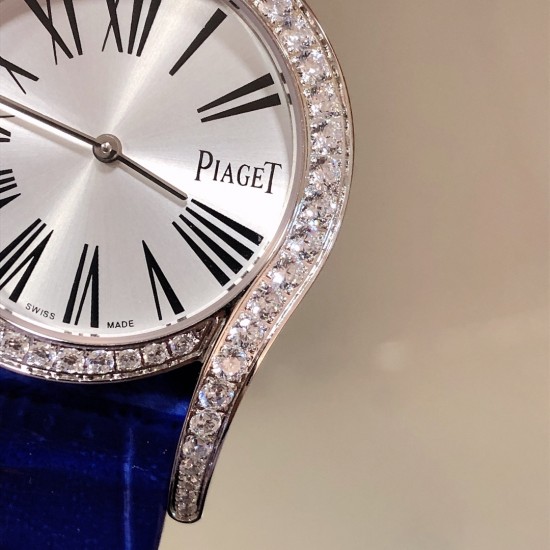 实拍 伯爵69罗马假日Piaget Lime light系列腕表,以其独特的造型,引领着时尚界的风潮,更是邀请到国际巨星巩俐倾情代言,必将成为伯爵品牌全新的识别69式印,瑞士石英 尺寸直径32mm 白金电镀 认准独家实拍细节 实拍 伯爵69罗马假日Piaget Lime light系列腕表,以其独特的造型,引领着时尚界的风潮,更是邀请到国际巨星巩俐倾情代言,必将成为伯爵品牌全新的识别69式印,瑞士石英 尺寸直径32mm 白金电镀 认准独家实拍细节