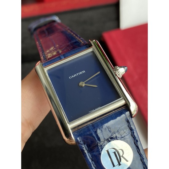 DR厂卡地亚 Cartier | 优雅经典的Tank系列则推出Tank Must腕表,采用纯进口石英机芯,走时精准。搭配彩色进口鳄鱼皮表带。尺寸为33mm*25mm 男女均可轻松驾驭的尺寸。卡地亚坦克 must新系列以致敬20世纪80年代单色风潮,卡地亚Tank 单一彩色表盘,色调及其微妙。这个复古的调调真的是美,要不要三个颜色都来一个,不俗,不艳,优雅的刚刚好! DR厂卡地亚 Cartier | 优雅经典的Tank系列则推出Tank Must腕表,采用纯进口石英机芯,走时精准。搭配彩色进口鳄鱼皮表带。尺寸为33mm*25mm 男女均可轻松驾驭的尺寸。卡地亚坦克 must新系列以致敬20世纪80年代单色风潮,卡地亚Tank 单一彩色表盘,色调及其微妙。这个复古的调调真的是美,要不要三个颜色都来一个,不俗,不艳,优雅的刚刚好!