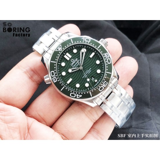 SBF 2022最新款欧家“绿水鬼”，2022年海马300米新品。跟劳力士水鬼相比，低调不张扬，好看不撞款。老板，买它刚刚好！