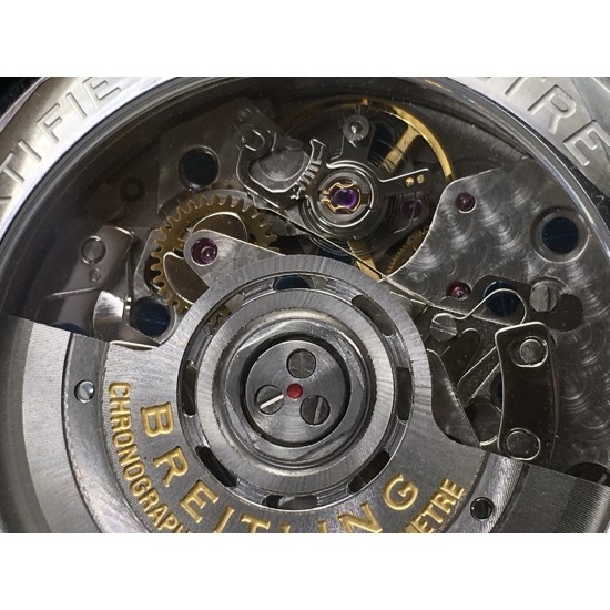 GF新品百年灵璞雅B01计时腕表Premier B01 Chronograph (吴彦祖同款)材质: 316L精钢直径: 42毫米厚度: 13.65毫米表镜: 锅盖弧面蓝宝石,双面防眩处理表底: 旋入式精钢,透明蓝宝石表冠: 非旋入式,双密封垫机芯:Asia-7750机芯GF出品,复刻首选! GF新品百年灵璞雅B01计时腕表Premier B01 Chronograph (吴彦祖同款)材质: 316L精钢直径: 42毫米厚度: 13.65毫米表镜: 锅盖弧面蓝宝石,双面防眩处理表底: 旋入式精钢,透明蓝宝石表冠: 非旋入式,双密封垫机芯:Asia-7750机芯GF出品,复刻首选!