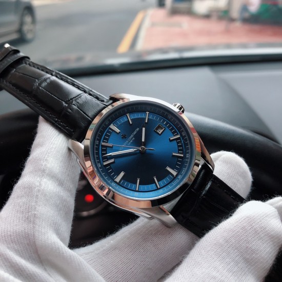 江诗丹顿 Vacheron Constantin J21 纵横四海黑骑士系列首发!316L精钢表壳直径为42毫米,蓝宝石水晶玻璃表镜,镂空剑型指针中央填充荧光物料,搭载全自动原装进口机芯〔零返修〕,超强防水-300米/1000英尺,不卑不亢,完美诠释优雅从容与运动美感 三杰精致推荐男士机械腕表 SJ为你精心挑选超真实实物图拍摄 江诗丹顿 Vacheron Constantin J21 纵横四海黑骑士系列首发!316L精钢表壳直径为42毫米,蓝宝石水晶玻璃表镜,镂空剑型指针中央填充荧光物料,搭载全自动原装进口机芯〔零返修〕,超强防水-300米/1000英尺,不卑不亢,完美诠释优雅从容与运动美感 三杰精致推荐男士机械腕表 SJ为你精心挑选超真实实物图拍摄