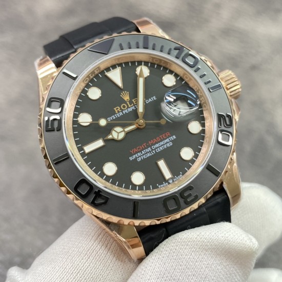 【出货实拍】ROLEX 劳力士 YACHT MASTER 游艇名仕型 116655 运动男表 精钢镀厚玫瑰金表壳 陶瓷表圈 可双向转动 旋入式表冠 蓝宝石镜面有日历放大镜6点位镭射皇冠防伪 橡胶表带 表带侧面有OYSTERFLEX字样雕刻 表带背面有导汗槽 Glidelock折叠保险表扣 40mm n厂出品 2836机芯!出货实拍 【出货实拍】ROLEX 劳力士 YACHT MASTER 游艇名仕型 116655 运动男表 精钢镀厚玫瑰金表壳 陶瓷表圈 可双向转动 旋入式表冠 蓝宝石镜面有日历放大镜6点位镭射皇冠防伪 橡胶表带 表带侧面有OYSTERFLEX字样雕刻 表带背面有导汗槽 Glidelock折叠保险表扣 40mm n厂出品 2836机芯!出货实拍