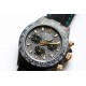 劳力士Rolex Daytona全碳纤维宇宙计时迪通拿横空出世 这款获得瑞士天文台认证的首款全碳纤迪通拿搭载全自动计时7750机械机芯 均调校测试 表盘配蜗形小秒针盘 蓝宝石抗刮损水晶镜面 碳纤维字面 完美复刻 原装同步魔术贴帆布带/橡树胶带 原装扣 更加柔软舒适 方便佩戴 爱不释手的劳力士迪通拿 品不完的一劳永逸!!! 劳力士Rolex Daytona全碳纤维宇宙计时迪通拿横空出世 这款获得瑞士天文台认证的首款全碳纤迪通拿搭载全自动计时7750机械机芯 均调校测试 表盘配蜗形小秒针盘 蓝宝石抗刮损水晶镜面 碳纤维字面 完美复刻 原装同步魔术贴帆布带/橡树胶带 原装扣 更加柔软舒适 方便佩戴 爱不释手的劳力士迪通拿 品不完的一劳永逸!!!