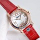 萧邦新款chopard Happy Sport系列之彩钻腕表,以精钢搭配钻石,凝固刹那时刻,绽放隽永气质!精彩细节:1⃣️搭载与众不同的珍珠贝母字面,纹理和放射出来的光晕实属完美。2⃣️表盘搭配7颗快乐彩钻,采用施华洛世奇水晶,颗颗饱满闪烁!每一个颗的底座都是精雕细琢,以求实现正品钻珠那一致的旋转运动的效果!3⃣️壳套316L精钢表壳两侧均镶嵌顶级施华洛世奇水晶,颗颗火彩熠熠,色泽白净透亮4⃣️搭配海鸥2892机芯机械!AN Factory精品之作 时间总让人惊喜不断 您绝对值得拥有!欢迎您的品鉴! 萧邦新款chopard Happy Sport系列之彩钻腕表,以精钢搭配钻石,凝固刹那时刻,绽放隽永气质!精彩细节:1⃣️搭载与众不同的珍珠贝母字面,纹理和放射出来的光晕实属完美。2⃣️表盘搭配7颗快乐彩钻,采用施华洛世奇水晶,颗颗饱满闪烁!每一个颗的底座都是精雕细琢,以求实现正品钻珠那一致的旋转运动的效果!3⃣️壳套316L精钢表壳两侧均镶嵌顶级施华洛世奇水晶,颗颗火彩熠熠,色泽白净透亮4⃣️搭配海鸥2892机芯机械!AN Factory精品之作 时间总让人惊喜不断 您绝对值得拥有!欢迎您的品鉴!