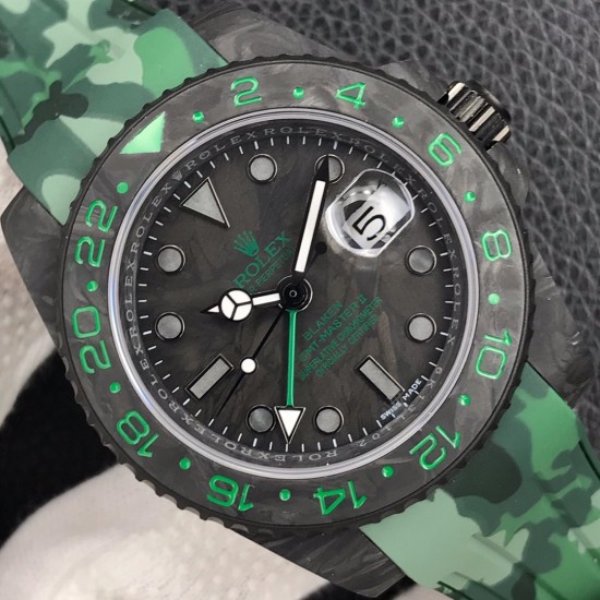 劳力士Rolex Daytona翡翠夜光全碳纤维GMT横空出世 这款获得天文台认证的首款全碳纤维GMT搭载2836全自动机械 蓝宝石抗刮损水晶镜面 碳纤维字面 完美复刻 原装同步橡树胶带 原装扣 更加柔软舒适 方便佩戴 爱不释手的劳力士GMT 品不完的一劳永逸!!! 劳力士Rolex Daytona翡翠夜光全碳纤维GMT横空出世 这款获得天文台认证的首款全碳纤维GMT搭载2836全自动机械 蓝宝石抗刮损水晶镜面 碳纤维字面 完美复刻 原装同步橡树胶带 原装扣 更加柔软舒适 方便佩戴 爱不释手的劳力士GMT 品不完的一劳永逸!!!