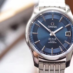 VS 新品 ：OMEGA 欧米茄 “明月之蓝”系列搭载同轴8900机芯上市！表径41mm 银色同心圆表盘 搭鳄鱼皮 蓝色秒针为简约表盘带来一分魅力！