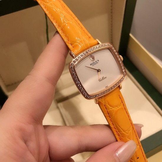 最新劳力士Rolex采用知名经典的设计将它重新呈现,品牌的三方联名创造了一个独特的系列,同时满足了手表和街头爱好者的高要求。尺寸3228mm 进口意大利小牛皮带,腕间流年,诠释你的美,就是如此简单! 最新劳力士Rolex采用知名经典的设计将它重新呈现,品牌的三方联名创造了一个独特的系列,同时满足了手表和街头爱好者的高要求。尺寸3228mm 进口意大利小牛皮带,腕间流年,诠释你的美,就是如此简单!