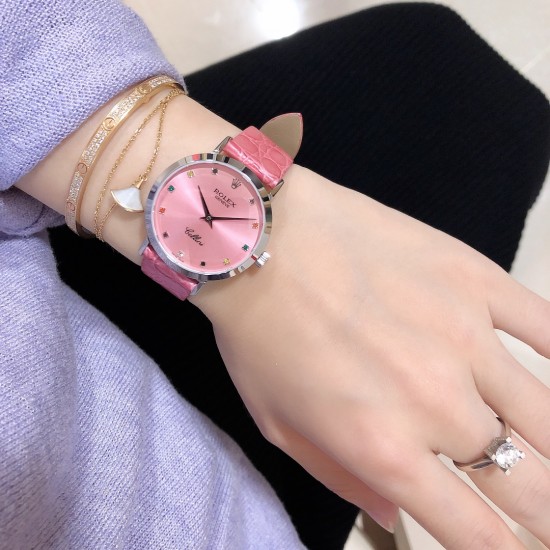 实拍 劳力士2020新品女性腕表 高级腕表ROLEX,一见倾心。劳力士切利尼女款奢华版惊艳上市,表面镶嵌12颗施洛华世奇彩钻,蕴意生命多姿多彩。表盘32尺寸,适配所有女神的手腕。手表搭载进口9015机芯,厚度仅为8毫米,足够薄,让您佩戴更舒适! 实拍 劳力士2020新品女性腕表 高级腕表ROLEX,一见倾心。劳力士切利尼女款奢华版惊艳上市,表面镶嵌12颗施洛华世奇彩钻,蕴意生命多姿多彩。表盘32尺寸,适配所有女神的手腕。手表搭载进口9015机芯,厚度仅为8毫米,足够薄,让您佩戴更舒适!