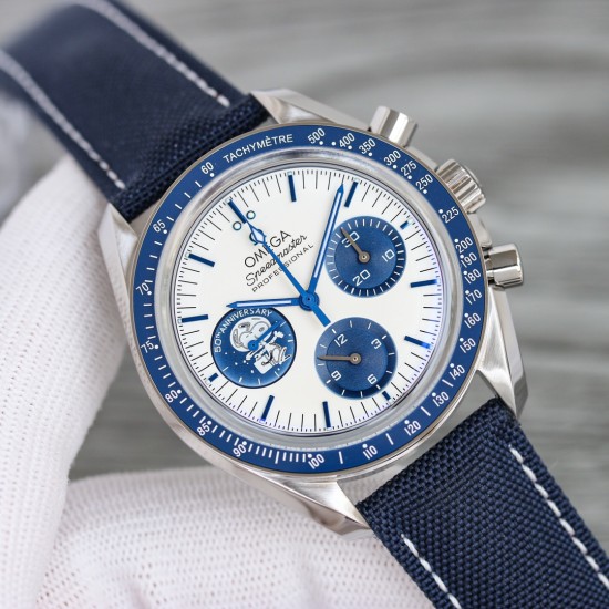欧米茄 OMEGA 超霸系列310.32.42.50.02.001腕表(史努比奖”50周年纪念腕表），OB2 精钢表壳，蓝色氧化锆[ZrO2]陶瓷表圈，并饰以白色珐琅测速刻度，银白色表盘饰有经蓝色PVD处理的尖角形时标和指针， 密底，饰有致敬“阿波罗”13号任务及欧米茄“史努比奖”等黑色镌刻元素，定制3861型手动机械计时，42毫米。