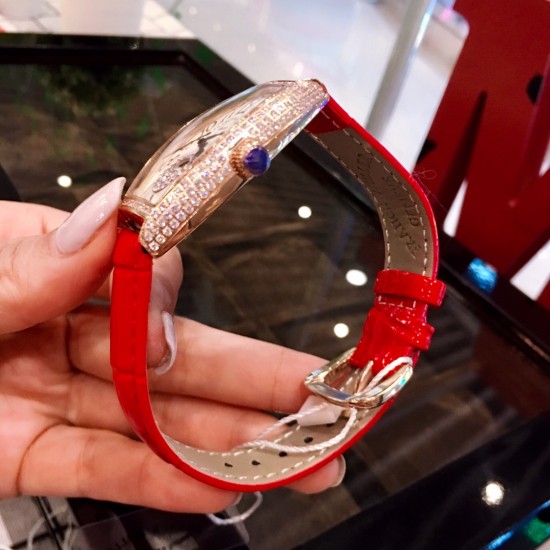 星辰 法兰克穆勒-Franck Muller(FM)❥酒桶形系列❥瑞士石英机芯❥镀膜玻璃镜面❥表壳尺寸32x43mm 厚度约9mmFK独家实拍! 星辰 法兰克穆勒-Franck Muller(FM)❥酒桶形系列❥瑞士石英机芯❥镀膜玻璃镜面❥表壳尺寸32x43mm 厚度约9mmFK独家实拍!