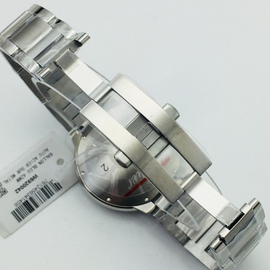 V6 Factory力作 升级版 卡地亚(CARTIER)蓝气球系列 直径42mm 机芯:全自动机械2824机芯!动力储备:48小时,玻璃:高强双面蓝宝石水滴镜面材质 V6工厂品质 追求好品质从未停止过!你值得拥有! V6 Factory力作 升级版 卡地亚(CARTIER)蓝气球系列 直径42mm 机芯:全自动机械2824机芯!动力储备:48小时,玻璃:高强双面蓝宝石水滴镜面材质 V6工厂品质 追求好品质从未停止过!你值得拥有!