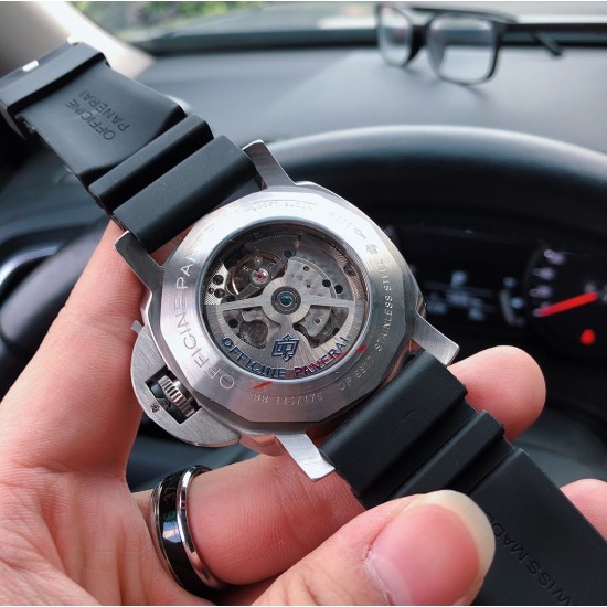品牌:沛纳海- Panerai SUBMERSIBLE 潜行者 PAM 001024 类型:男士顶级机械腕表机芯:全自动机械机芯材质:316L精钢表壳(大尺寸够霸气)材料:进口矿物质镜面 进口小牛皮表带 霸气十足 魅力四射尺寸:直径48mm 厚15mm 新款上市,超强夜光,欢迎转载!三杰精致推荐男士机械休闲商务腕表 SJ为你精心打造超真实实物图拍摄 让你超真实实物图体验 品牌:沛纳海- Panerai SUBMERSIBLE 潜行者 PAM 001024 类型:男士顶级机械腕表机芯:全自动机械机芯材质:316L精钢表壳(大尺寸够霸气)材料:进口矿物质镜面 进口小牛皮表带 霸气十足 魅力四射尺寸:直径48mm 厚15mm 新款上市,超强夜光,欢迎转载!三杰精致推荐男士机械休闲商务腕表 SJ为你精心打造超真实实物图拍摄 让你超真实实物图体验