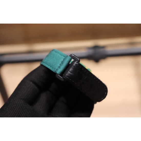 理查德米勒 Richard Mille RM67-02跳高之王冠军款 1:1精准开模 采用100%的(NTPT碳纤维/陶瓷材料)制造 形成表壳上的特殊纹理 搭载原装西铁城全自动机械机芯 摆幅28800 无论壳身大小零散小件也是精心设计 技术成熟并独具动感的线条设计优点 搭配特色尼龙表带 尺寸48X42mm!!! 理查德米勒 Richard Mille RM67-02跳高之王冠军款 1:1精准开模 采用100%的(NTPT碳纤维/陶瓷材料)制造 形成表壳上的特殊纹理 搭载原装西铁城全自动机械机芯 摆幅28800 无论壳身大小零散小件也是精心设计 技术成熟并独具动感的线条设计优点 搭配特色尼龙表带 尺寸48X42mm!!!