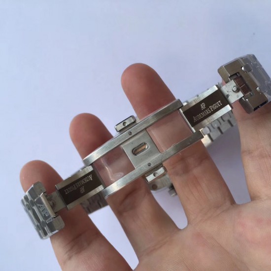 品牌:爱彼(K8出品)系列:皇家橡树 款式:男士机械腕表机芯型号:顶级进口全自动机械表径:42毫米表壳材质:316鑫精钢 表镜材质:进口蓝宝石玻璃 品牌:爱彼(K8出品)系列:皇家橡树 款式:男士机械腕表机芯型号:顶级进口全自动机械表径:42毫米表壳材质:316鑫精钢 表镜材质:进口蓝宝石玻璃