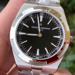 XF 新品限量发售：江诗丹顿纵横四海海外超薄2000v －全新黑面限量150枚。1，独家研发超薄定制机芯2，正品大小一样的针轴3，与正品功能一致的快拆带节4，超薄壳型8.3mm。