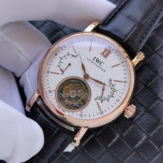 新品IWC万国自动陀飞轮原厂尺寸43mm*12.5mm,采用高透光蓝宝玻璃进口小牛皮动能显示最高7天,24小时显示商务休闲两不误,成功人士标配 新品IWC万国自动陀飞轮原厂尺寸43mm*12.5mm,采用高透光蓝宝玻璃进口小牛皮动能显示最高7天,24小时显示商务休闲两不误,成功人士标配