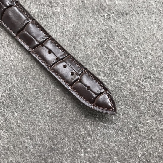 到货!新品Vacheron constantin 经典之美品鉴江诗丹顿马耳他逆跳日历款腕表 型号47245/000G-8773热销男士手表推荐 承载复刻正品Cal.2460 R31L机芯 直径41毫米 搭配意大利小牛皮 原装折叠扣 到货!新品Vacheron constantin 经典之美品鉴江诗丹顿马耳他逆跳日历款腕表 型号47245/000G-8773热销男士手表推荐 承载复刻正品Cal.2460 R31L机芯 直径41毫米 搭配意大利小牛皮 原装折叠扣