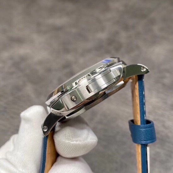 PANERAI 沛纳海 蓝色 GMT ～