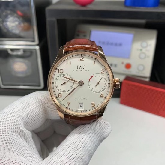 IWC 万国 葡萄牙系列(IWC Portugieser Automatic)IW500701(葡七)腕表 !搭载定制版Cal.52010自动机械机芯 双面蓝宝石 直径42.3mm! IWC 万国 葡萄牙系列(IWC Portugieser Automatic)IW500701(葡七)腕表 !搭载定制版Cal.52010自动机械机芯 双面蓝宝石 直径42.3mm!