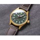 IWC 万国 喷火战机系列,日本全自动机械腕表,现震撼来袭,越带越有质感,尺寸39mm!后盖镌刻有“喷火战机”图案。栩栩如生,棕色意大利小牛皮表带! IWC 万国 喷火战机系列,日本全自动机械腕表,现震撼来袭,越带越有质感,尺寸39mm!后盖镌刻有“喷火战机”图案。栩栩如生,棕色意大利小牛皮表带!