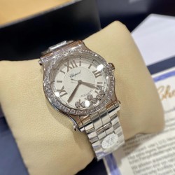 《YF出品》萧邦Happy Diamonds系列在女士腕表当中非常具有标志性，这款腕表拥有36和30毫米的腕表直径，对于大部分女士来说这个尺寸刚刚好。极具标志性的表壳设计搭配银色表盘，盘面上转动的钻石是萧邦Happy Diamonds最大的亮点设计所在。腕表搭载了自动上链机芯，能够为腕表提供42个小时的动力储存。。。YF臻品（2021新鲜上市）：萧邦HAPPY DIAMONDS系列274893-5003腕表（精钢-玫瑰金-白色贝壳表盘，7颗彩色活动钻石，2892-2全自动机械，36毫米）