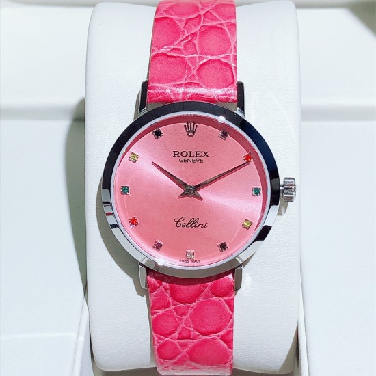 实拍 劳力士2020新品女性腕表 高级腕表ROLEX,一见倾心。劳力士切利尼女款奢华版惊艳上市,表面镶嵌12颗施洛华世奇彩钻,蕴意生命多姿多彩。表盘32尺寸,适配所有女神的手腕。手表搭载进口9015机芯,厚度仅为8毫米,足够薄,让您佩戴更舒适! 实拍 劳力士2020新品女性腕表 高级腕表ROLEX,一见倾心。劳力士切利尼女款奢华版惊艳上市,表面镶嵌12颗施洛华世奇彩钻,蕴意生命多姿多彩。表盘32尺寸,适配所有女神的手腕。手表搭载进口9015机芯,厚度仅为8毫米,足够薄,让您佩戴更舒适!