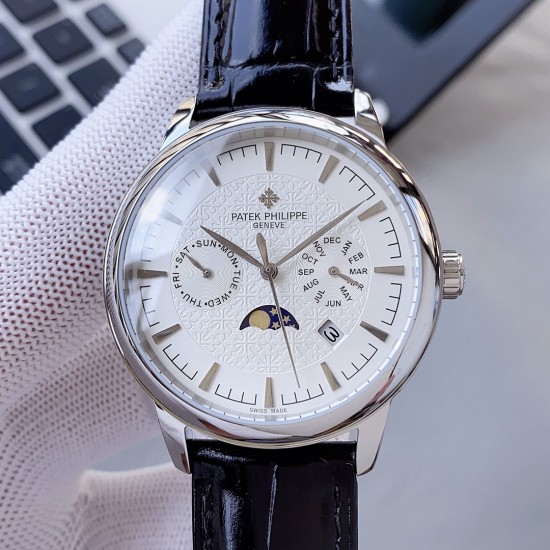 PP最新款式 百达翡丽Patek Philippe 搭配进口9100多功能机芯(零返修)功能(24小时,星期,星辰,月份)进口316精钢!搭配意大利进口小牛皮!原装折叠扣!尺寸42mm。耐磨防刮蓝宝石玻璃!超强防水50米!简约而不简单!百达翡丽,你值得拥有! PP最新款式 百达翡丽Patek Philippe 搭配进口9100多功能机芯(零返修)功能(24小时,星期,星辰,月份)进口316精钢!搭配意大利进口小牛皮!原装折叠扣!尺寸42mm。耐磨防刮蓝宝石玻璃!超强防水50米!简约而不简单!百达翡丽,你值得拥有!