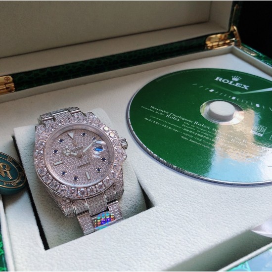 劳力士 ROLEX R40 116610 Submariner白金满钻系列劳力士满钻系列 116610 Submariner 耗时10个月改装满钻石男士款 搭载2813全自动自动机械 精钢镶钻表壳 实心厚重钢带精选进口光彩闪耀钻 超强夜光 尺寸40x13mm 重量155g 精心制作 三杰精致推荐男士机械腕表 SJ为你精心制作超真实实物图拍摄 劳力士 ROLEX R40 116610 Submariner白金满钻系列劳力士满钻系列 116610 Submariner 耗时10个月改装满钻石男士款 搭载2813全自动自动机械 精钢镶钻表壳 实心厚重钢带精选进口光彩闪耀钻 超强夜光 尺寸40x13mm 重量155g 精心制作 三杰精致推荐男士机械腕表 SJ为你精心制作超真实实物图拍摄