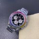 ROLEX 劳力士 彩虹拿一表难求!镶嵌根据原厂颜色渐变过渡最协调的36颗宝石进行优化处理,高度、角度一致,折射效果非常漂亮。蓝宝石透彻效果镜面,抛光打磨精湛细腻! ROLEX 劳力士 彩虹拿一表难求!镶嵌根据原厂颜色渐变过渡最协调的36颗宝石进行优化处理,高度、角度一致,折射效果非常漂亮。蓝宝石透彻效果镜面,抛光打磨精湛细腻!