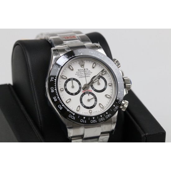 GM超神之作 ROLEX DAYTONA劳力士迪通拿904L全新最强版本 1:完美修改了避针高底位置与正品一致2:904L表扣更细腻更完美3:市面上唯一做出了与正品质感一致的包超薄金属钢片的oysterflex胶带【能与正品互换通用 质感相符】[拳头][拳头][拳头]完美修正十年间所有副本的不足和缺陷，陶瓷圈口！4130机芯，攻克机芯厚度，使壳身厚度达到与正品一致，壳身和字面颜色更细腻做出了与正品一致的视觉效果，并搭配劳力士专用盒子。【GM出品】