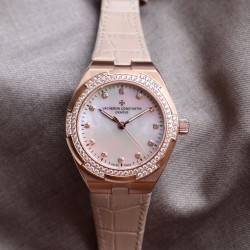 ★实拍 Vacheron Constantin江诗丹顿纵横四海系列OVERSEAS女款小号型2300v/2305v【表壳】表径3610.8mm 同步原装  质感细腻大方 蓝宝石镜面【字面】表盘经旭日纹缎面拉丝工艺处理 深邃优雅 18k金时标均带白色夜光涂层【机芯】CITIZEN8系列改Cal.5300机芯（机芯稳定零返修 ）后原装18k纳米镀金质摆陀【表带扣】半马其他十字三片折叠式表扣 进口牛皮表带越欣赏 越懂欣赏