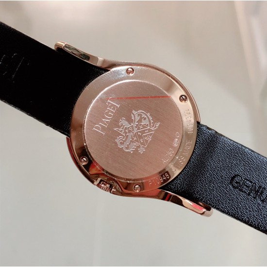 实拍 新推出黑色牛皮表带 伯爵 全新Piaget Lime light系列腕表,以其独特的造型,引领着时尚界的风潮,更是邀请到国际巨星巩俐倾情代言,必将成为伯爵品牌全新的识别69式印,瑞士石英32mm 白金电度 最好的T钻一比一品质。 实拍 新推出黑色牛皮表带 伯爵 全新Piaget Lime light系列腕表,以其独特的造型,引领着时尚界的风潮,更是邀请到国际巨星巩俐倾情代言,必将成为伯爵品牌全新的识别69式印,瑞士石英32mm 白金电度 最好的T钻一比一品质。