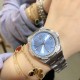 实拍【Vacheron Constantin江诗丹顿】纵横四海系列OVERSEAS女款小号型钢带款——一款极具魅力和旅行精神的女性腕表【表壳】直径36mm适合大部分女性佩戴,84颗圆形切割施华洛水更是钻璀璨夺目 【表盘】简约的大三针设计 旭日纹缎面拉丝的工艺处理 深邃优雅 时标均带白色夜光涂层 【机芯】CITIZEN8系列改Cal.5300机芯(机芯稳定零返修 ) 原装18k纳米镀金质摆陀! 实拍【Vacheron Constantin江诗丹顿】纵横四海系列OVERSEAS女款小号型钢带款——一款极具魅力和旅行精神的女性腕表【表壳】直径36mm适合大部分女性佩戴,84颗圆形切割施华洛水更是钻璀璨夺目 【表盘】简约的大三针设计 旭日纹缎面拉丝的工艺处理 深邃优雅 时标均带白色夜光涂层 【机芯】CITIZEN8系列改Cal.5300机芯(机芯稳定零返修 ) 原装18k纳米镀金质摆陀!