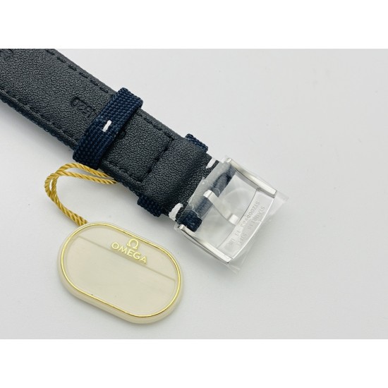欧米茄omega2022史努比新品！搭配蓝色尼龙表带/表带衬里印压“阿波罗”！OS最强版本 对版功能欢迎您的品鉴！