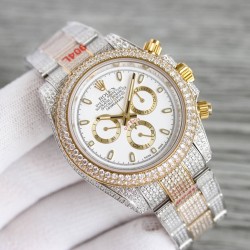 少量到货！新款 劳力士 ROLEX 宇宙计时型迪通拿满天星40系列——904精钢密镶钻款 1⃣️整表密集镶满顶级的施华洛世奇美钻，秒杀其它现有版本的细节和做工！2⃣️厚度13.5mm，采用7750机芯，一档调时，中间不再有日历空档，计时功能一切正常使用！3⃣️超级904钢材质，蓝宝石镜面！4⃣️每条表带和侧边也是镶满钻，真正做到表带镶满无边的工艺！游戏 每个细节都做到了极致！欢迎品鉴！