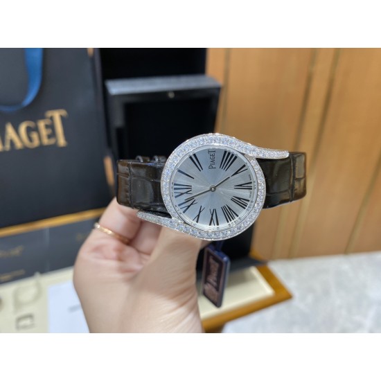伯爵69Limelight Gala腕表超级版,原装开模,修正现市面任何版本的不足!皮带可配原装【精彩细节】腕表尺寸32mm运用一流的壳套打磨工艺,诠释伯爵优雅气质。.采用定制版瑞士石英机芯,续航给力,走时稳健,零返修。镶饰60颗明亮式切割钻(约0.92克拉)。表扣镶饰单颗明亮式切割施华洛世奇美钻(约0.01克拉)动人线条衬托优雅气质,吊牌有芯片感应。 伯爵69Limelight Gala腕表超级版,原装开模,修正现市面任何版本的不足!皮带可配原装【精彩细节】腕表尺寸32mm运用一流的壳套打磨工艺,诠释伯爵优雅气质。.采用定制版瑞士石英机芯,续航给力,走时稳健,零返修。镶饰60颗明亮式切割钻(约0.92克拉)。表扣镶饰单颗明亮式切割施华洛世奇美钻(约0.01克拉)动人线条衬托优雅气质,吊牌有芯片感应。