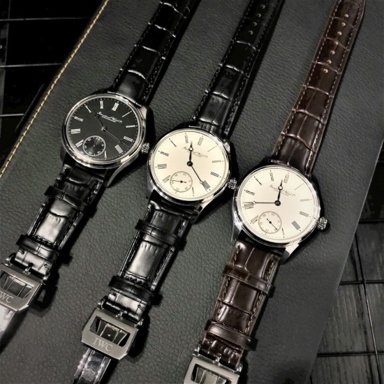 IWC万国系列：葡萄牙经典琼斯之剑尺寸：44mm 机芯：原装复刻手动上链机芯表壳材质：不绣精钢三度防水!   原装开模!原装复刻锅盖型强化玻璃!